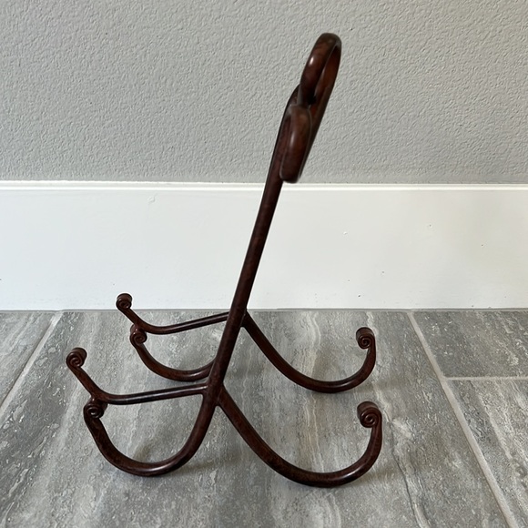 Metal Frame Stand - Picture 3 of 3